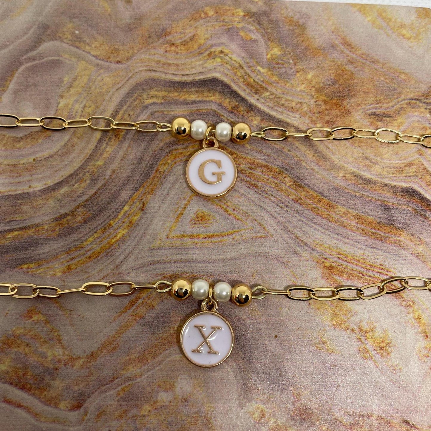 Letter pearl bracelets, Pearl Bracelets, Dainty jewelry, Gifts for her, Bridesmaids jewelry, Wedding jewelry, Handmade Jewelry, Mother’s Day